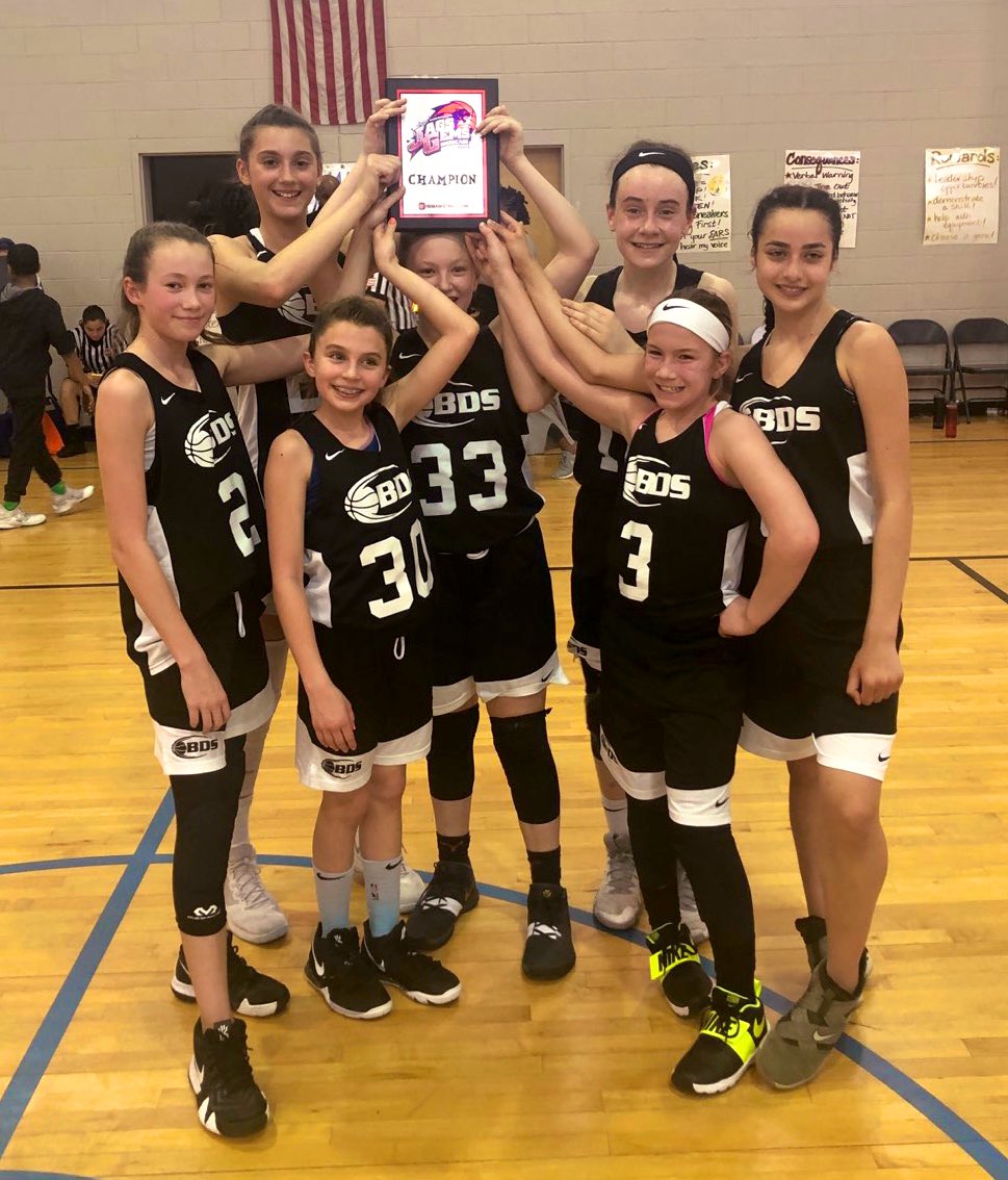 LGershgorin's tweet photo. BDS 2025 defeats NEX Elite (twice), Mass Huskies, &amp; Ocean State Panthers to win the 2019 @Ohio_Basketball Jags Gems Showcase!! Tremendous defensive effort all 3 days 💪
#2tourneys2🏆 #RunAs1 #WinAs1 https://t.co/nveNeC2zNn
