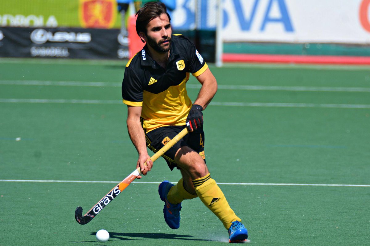 vallesesportiu's tweet photo. 📸 Imatges del partit d'aquest matí contra la SPV Complutense.

JUNTS, SÍ!

(Fotos: Jordi Gestí) https://t.co/KtqJm7ayYu