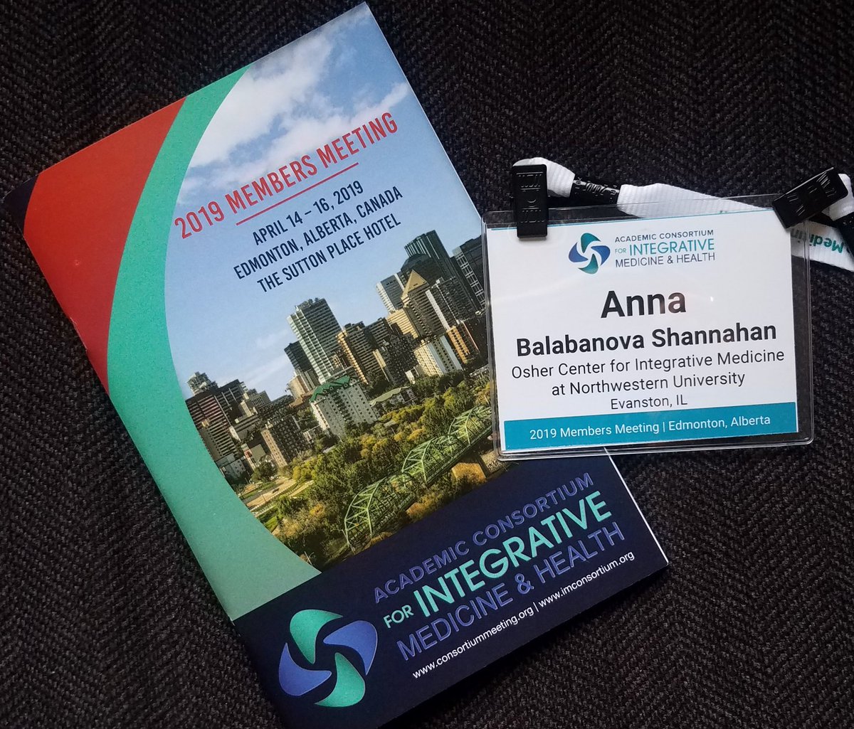 AnnaBWellnessMD's tweet photo. So excited to be at the @imconsortium Annual Meeting! Would love to meet you if you're here! #integrativemedicine #imconsortium #ACIMH #ACIMH2019 #healthcare #academics https://t.co/Jku61JH6rJ