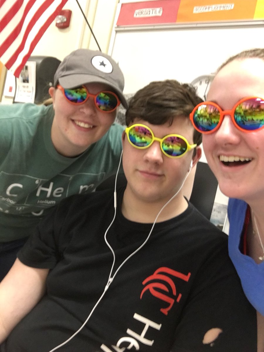 2GoofsInDaBooth's tweet image. #BonusBoothBro