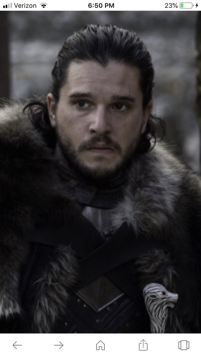 flowjoe_97's tweet photo. Can y’all tell the difference because I certainly cannot #Bastards #WinterIsHere https://t.co/l1MkVCSkr1
