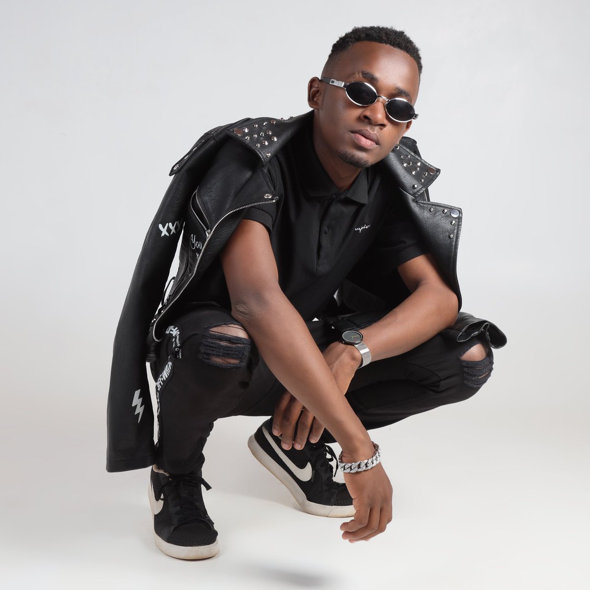 SIFA AKIM
#Audioproducer #Standardquality #Music #sifamadethis #lordofthebeats