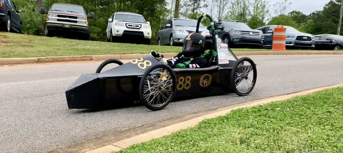 youngb2_edu's tweet photo. With their 3rd place finish yesterday they held on to 3rd nationally and widened the gap between them and 4th.  Tomorrow they race at Barber! #GoBigO #OHSRobotics https://t.co/NP5HA6R6La