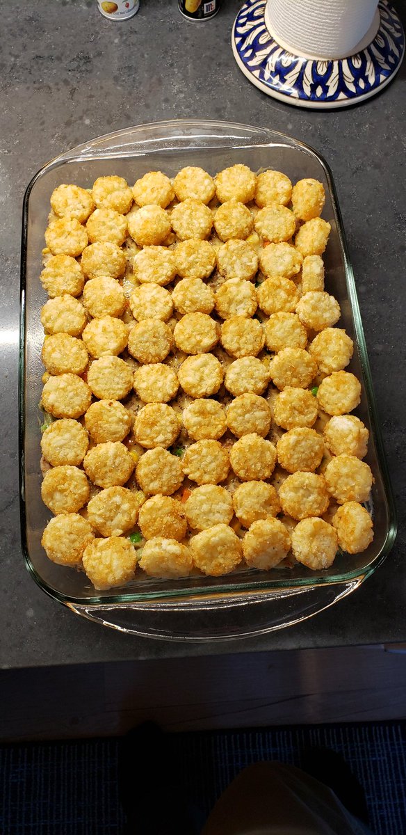 Cconks's tweet image. "Golden rounds hotdish" 
Rebel.