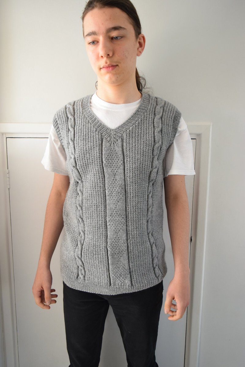KatiHandmade's tweet photo. Excited to share the latest addition to my #etsy shop: Knitting Men's Classic Sleeveless Pullover, V-Neck Sweater Vest, Men's knitted slipover, Men's tank top, Men's knitted sweater vest, Gift https://t.co/XUZ6NKdnxy #KnittingMen'sSleevelessPullover #V-NeckVest #Gift https://t.co/WWwBcOgqwU
