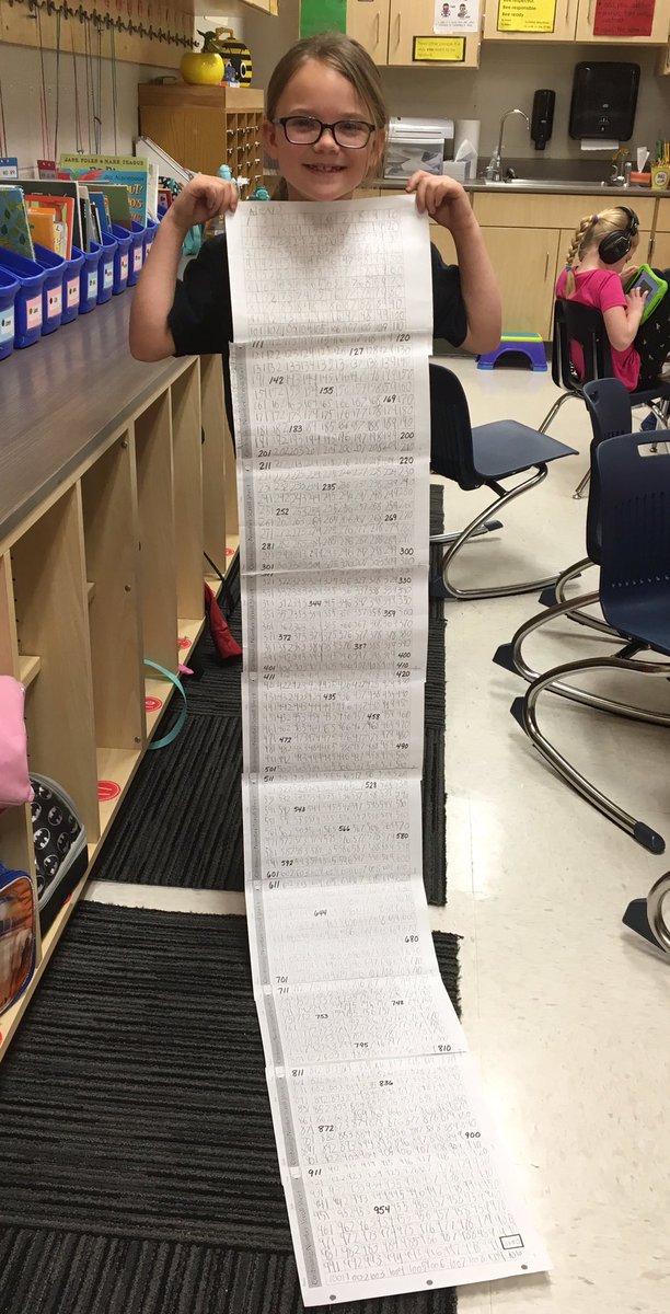 KarenWerking's tweet photo. Three more magnificent mathematicians have written 1000 numbers to finish their number scrolls. Number sense practice all year long is so important! #beetweet https://t.co/rUvwdoX8Xt