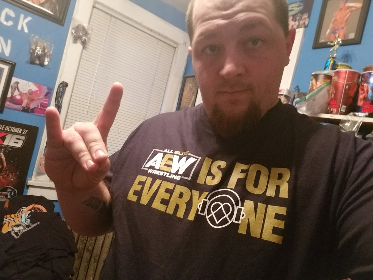 JUMBOREF123's tweet image. Love my new @AEWrestling shrit #AEWisForEveryOne @MattJackson13  @NickJacksonYB  @CodyRhodes  @TheBrandiRhodes  #RT