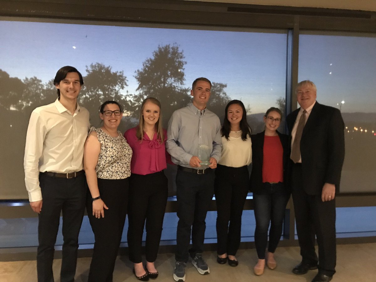 blair_ritter's tweet photo. This week I traveled to LA, California to compete in the International Business Ethics &amp; Sustainability Case Competition, where we placed 1st for our 90s presentation! I’d like to thank LMU &amp; the JMU College of Business for such an awesome experience! #JMUMKTG410 #IBESCC2019 https://t.co/1FS0sr0yLk