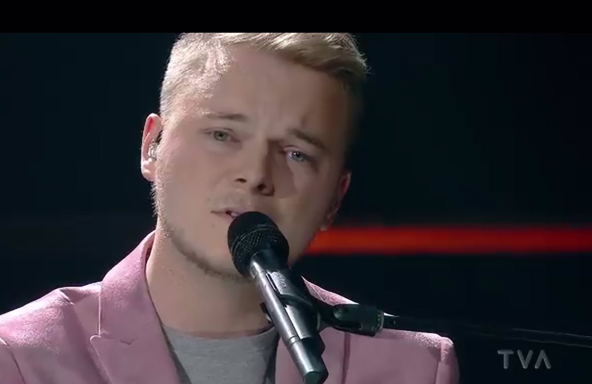 RicherMartine's tweet photo. #LaVoixTVA WOW ! #Vincent #equipealex https://t.co/KtSnqWS1cg
