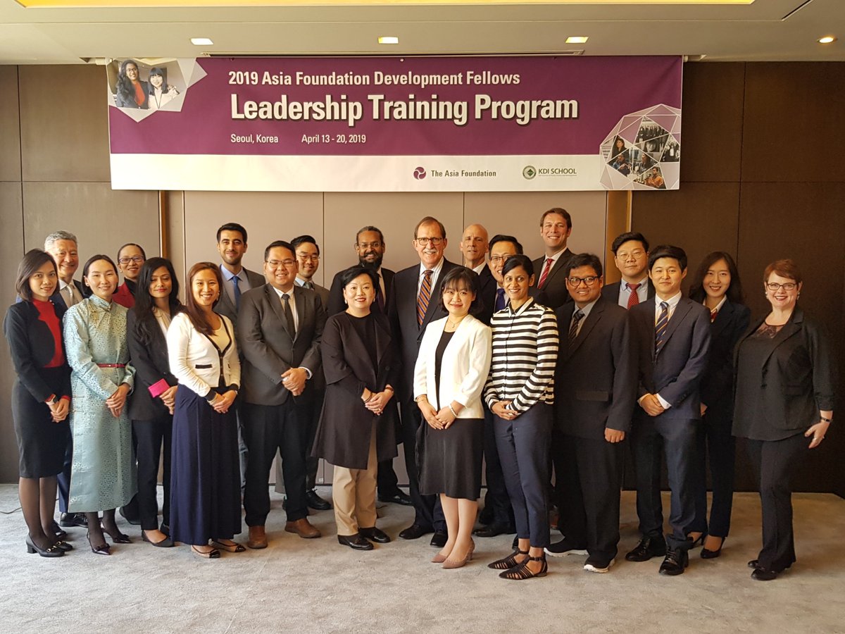 czarmedinaguce's tweet photo. Thrilled to work with The Asia Foundation @Asia_Foundation 2019 #DevelopmentFellowship program, at the moment in Seoul Korea partnering with the KDI School of Public Policy and Management for the first leg of the activities. https://t.co/0sY7MVUXYX