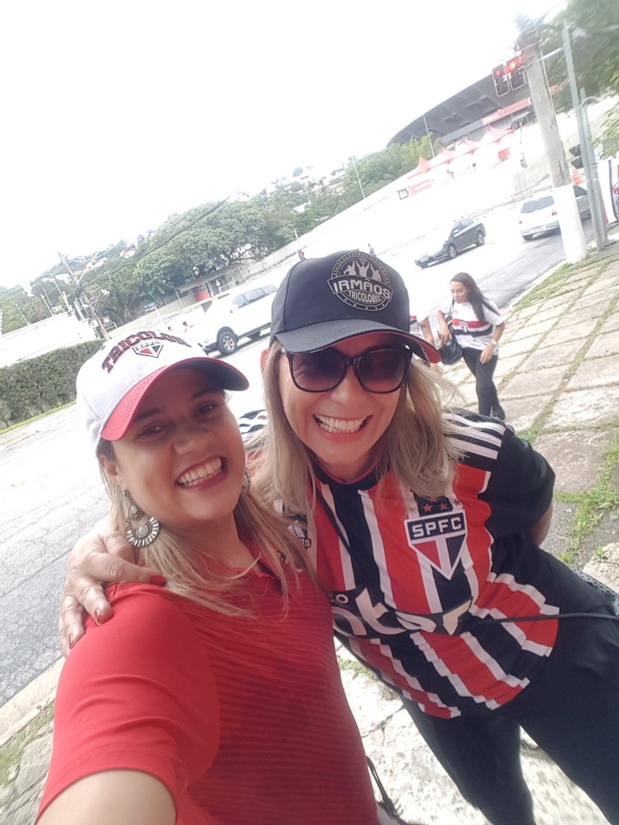 Melhor lugar do mundo com essa amiga que amooo <a href="/arantes_solange/">Sol Arantes 🇧🇷🇾🇪🍷✈️🎾</a>