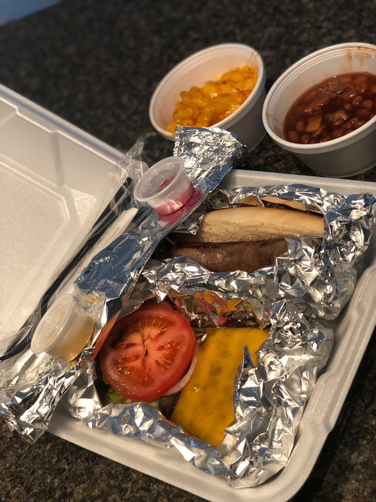 LetsEat614's tweet photo. We are almost out out those last couple orders in and we deliver https://t.co/eUPmx1GVKr