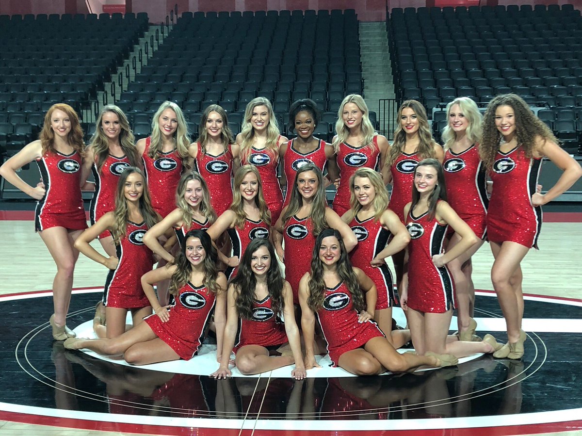 UGADanceDawgs's tweet photo. Congratulations to our 2019-2020 Dance Dawgs! We’re very excited for a fun year with these talented ladies 🐾
#UGADanceDawgs | #GoDawgs https://t.co/OEqlH7sjEQ