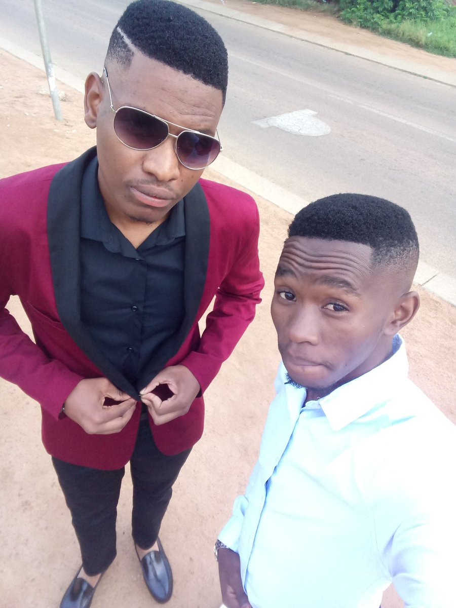 _MphoMofokeng's tweet photo. Bekungekho lula but I made it anyway
#Graduation
#Graduation2019
#Btech
#SecondBelt https://t.co/1hP6przyQv
