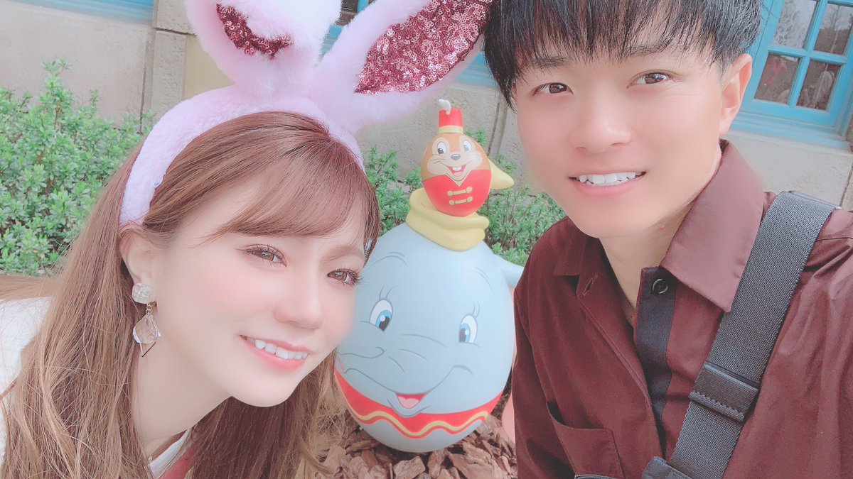 a_camel's tweet photo. ディズニーランド🏰🌈✨0414 https://t.co/KiqmRO3GDI