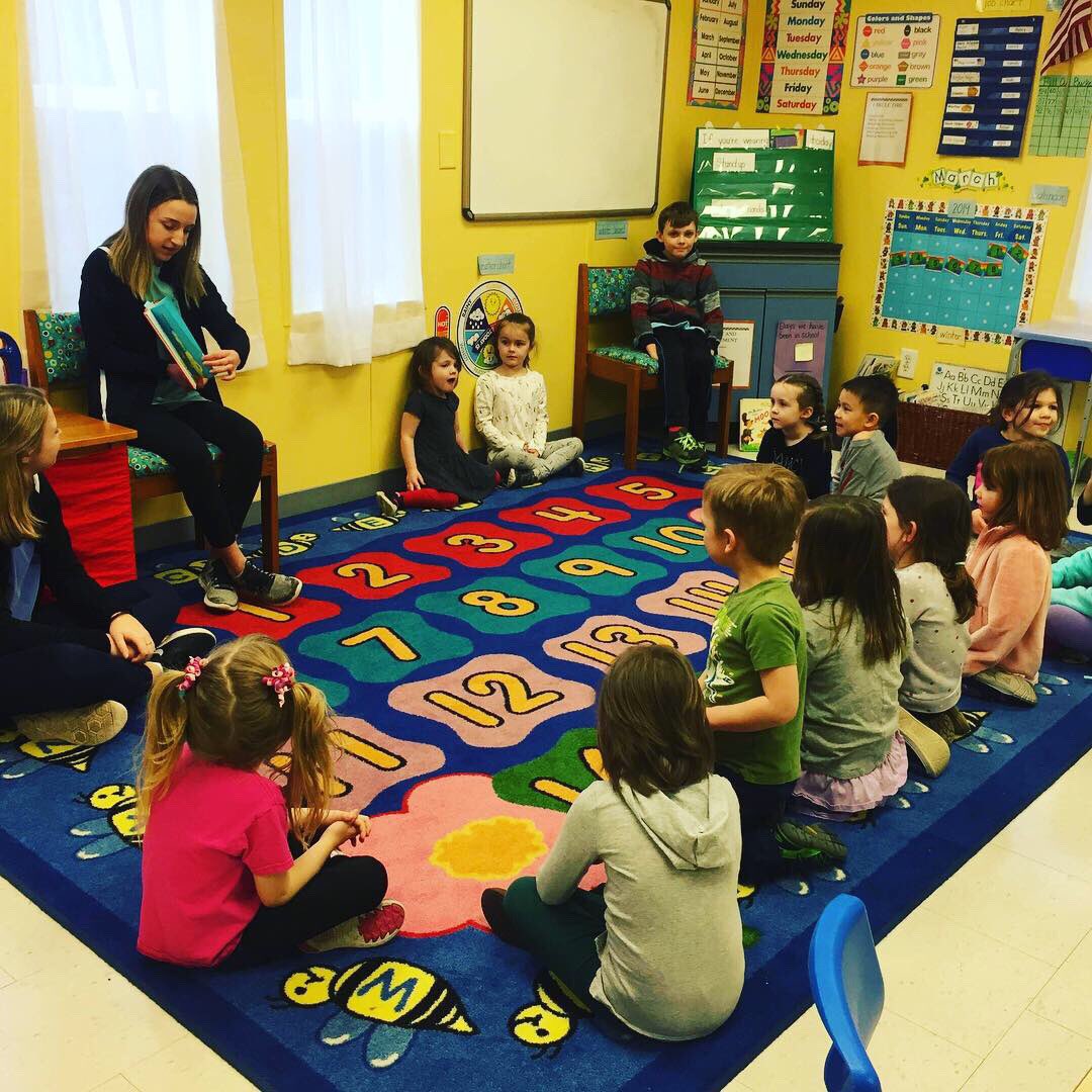 mddanceed's tweet photo. Our next Dance a Difference NHSDA feature is Merritt Dance Academy:
They collected personal items & food for a church that helps families in need!
They also went to Holy Spirit Preschool and created a Dr. Seuss lesson using rhyming, reading , & dancing #danceadifference https://t.co/z8xZx3ZCPc