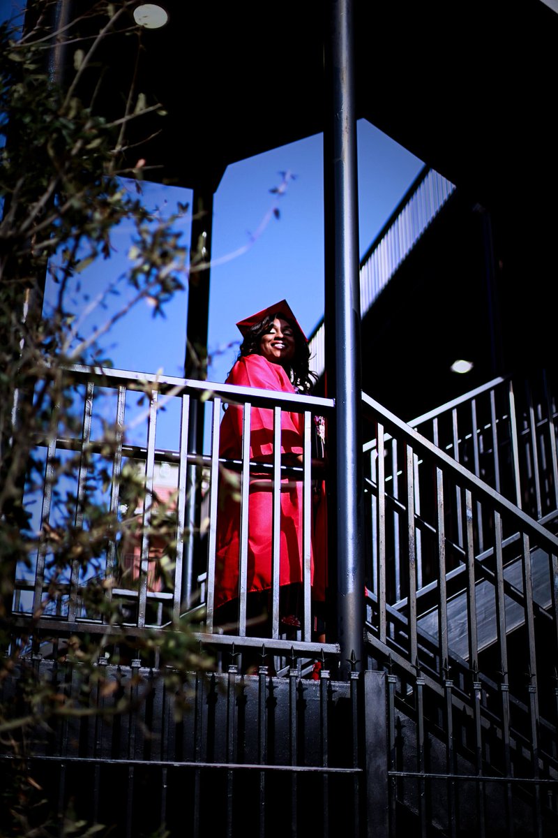 genesisallen10's tweet photo. #SeniorSunday 💕 https://t.co/zOmk3GINqo