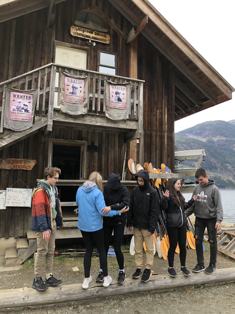 msphillpotts's tweet photo. Strathcona park lodge ice breaking games; thankfully, no actual ice @RAMcMath #outdoored #sd38learn #myspl https://t.co/6KmiZ6LqVg