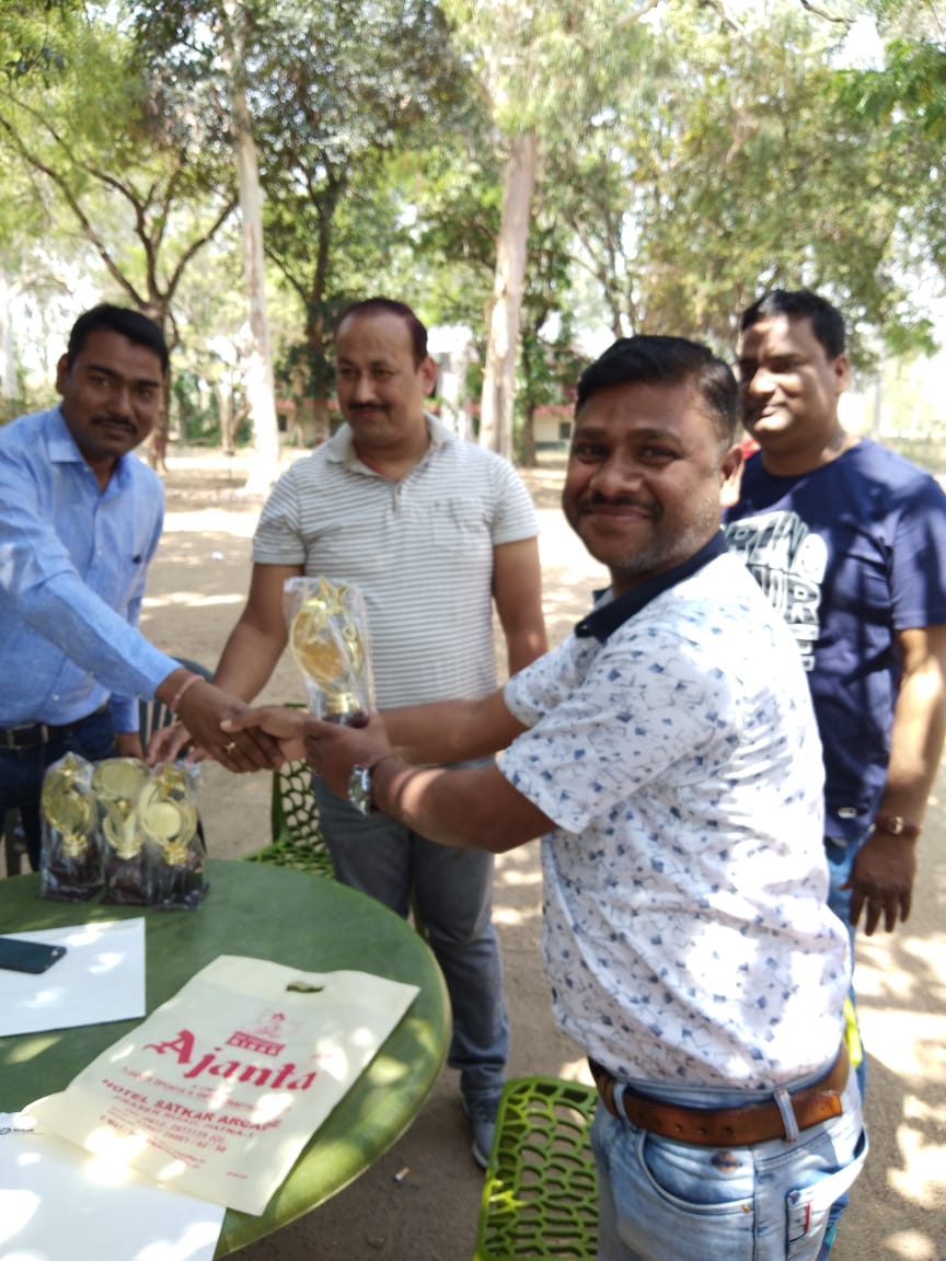 TondonKumar's tweet image. My boss raman kumar Gupta Purnea location kotak mahindra bank ltd. Bast NPA solver 2019