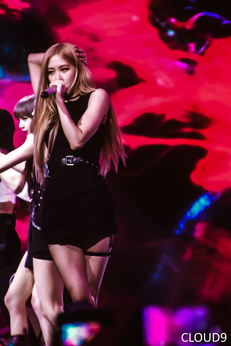 pikajichuu's tweet photo. 190410[HQ] SAMSUNG EVENT BLACKPINK ROSÉ 
#블랙핑크 #BLACKPINK  #로제 #ROSÉ 
LINK: 
https://t.co/dsxHY0P1oJ
https://t.co/PJE0ok9rFv
https://t.co/fqzZQ6f2PS
https://t.co/gAt1Vgo7OZ https://t.co/yOpCSXSlsb