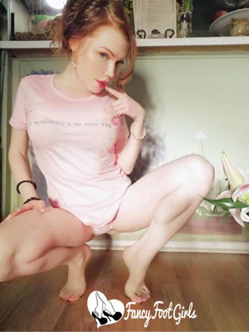 fancyfootgirls's tweet photo. Welcome our newest #fancyfootgirl @Gingerphoenix1 to the #ffgsquad https://t.co/2sp9z0HtoJ