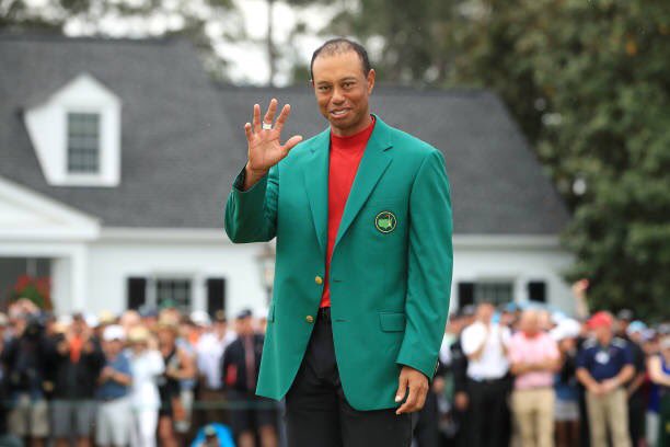 OGTigerTracker's tweet photo. Goodnight. Sleep tight. Tiger Woods is a Masters champion for the fifth time. @TigerWoods https://t.co/qxCMBhH2FS
