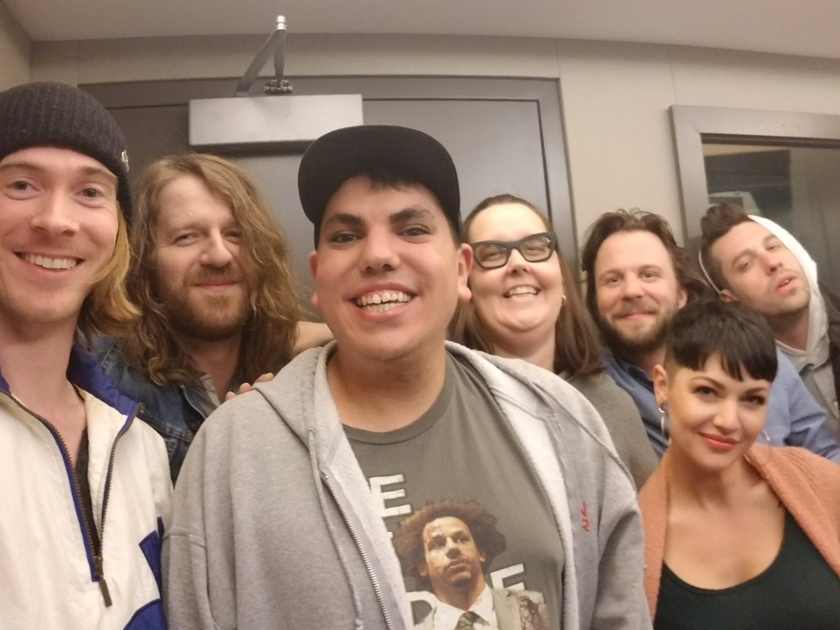 Joel311Bandit's tweet photo. It was absolutely magical inside the @965TheBuzz studios for @homegrownbuzz LIVE with #wonderfuzz. Being able to sit that close and witness them play gave me goosebumps. Thank you @Jeriney & @liamsumnicht for letting me be along for this amazing ride. #supportlocalkc #Ilovekc https://t.co/5jrdAI8o2e