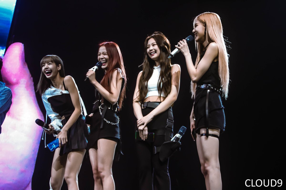 pikajichuu's tweet photo. 190410[HQ] SAMSUNG EVENT BLACKPINK 
#블랙핑크 #BLACKPINK #지수 #JISOO #제니 #JENNIE #로제 #ROSÉ #리사 #LISA

LINKS: https://t.co/6nWMm0P3wP
https://t.co/GDeaT4AmBu
https://t.co/42Bn06YXba
https://t.co/invKmf14gP https://t.co/qtuD2O0irN