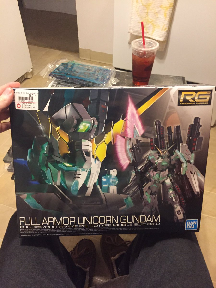 AbsoluteSir's tweet image. 16ish hours later and I couldn’t be happier @BandaiAmerica @GundamIsHere