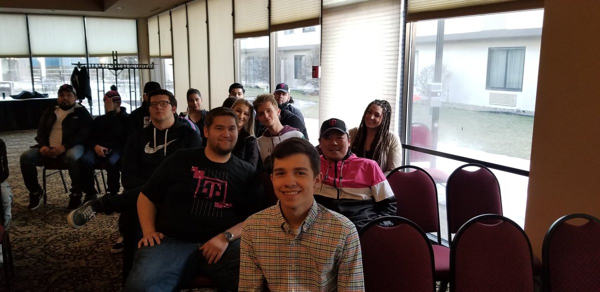MinneBECKS's tweet photo. We had a great all hands #ONEMinneapolis meeting this evening and recognized our A-Players and announced our WVU Undergrads! So proud of this group!! @EdStald @Dela1015 @WirelessVision @KeithFagan5 @TMobile_Brad @CBizz05 #PassionForOurPeople #bestinclass #WVisthePlacetoBe https://t.co/jaBGkVviXY