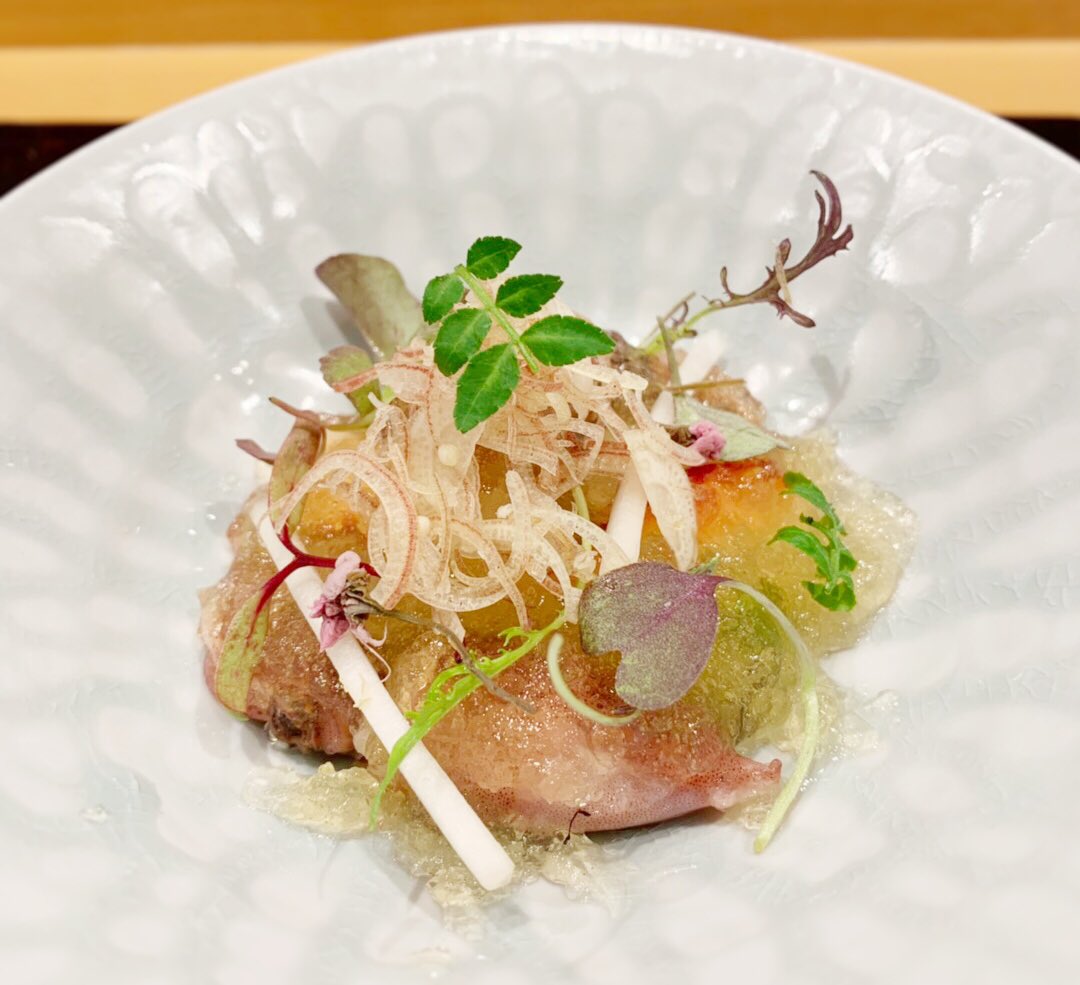 HeartfulE's tweet photo. 以前にお客様とお食事した #丸しま 。
写真見るとまた行きたくなる本物の和食です！
自分へのご褒美や記念日などにオススメのお店のひとつです。味はもちろん、雰囲気、接客、全てにおいてパーフェクトです。

明日からまた頑張ります！

#ハートフルビューティー https://t.co/IaSgJtJM9J