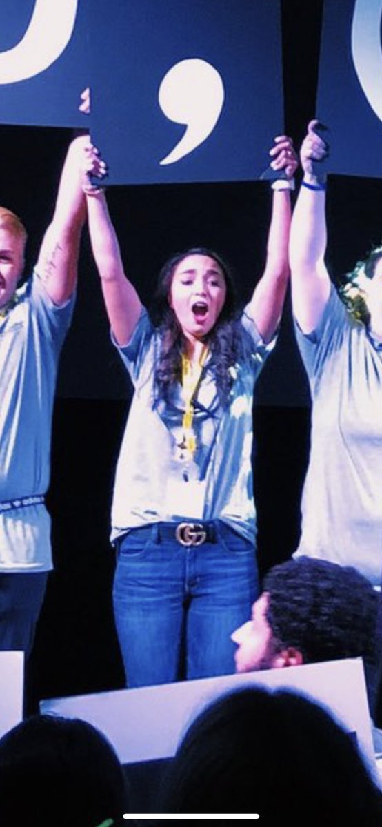 yoyo_kenz's tweet photo. When you realize you only have 3 weeks to get your grades up.. https://t.co/DJ8JWmWreO