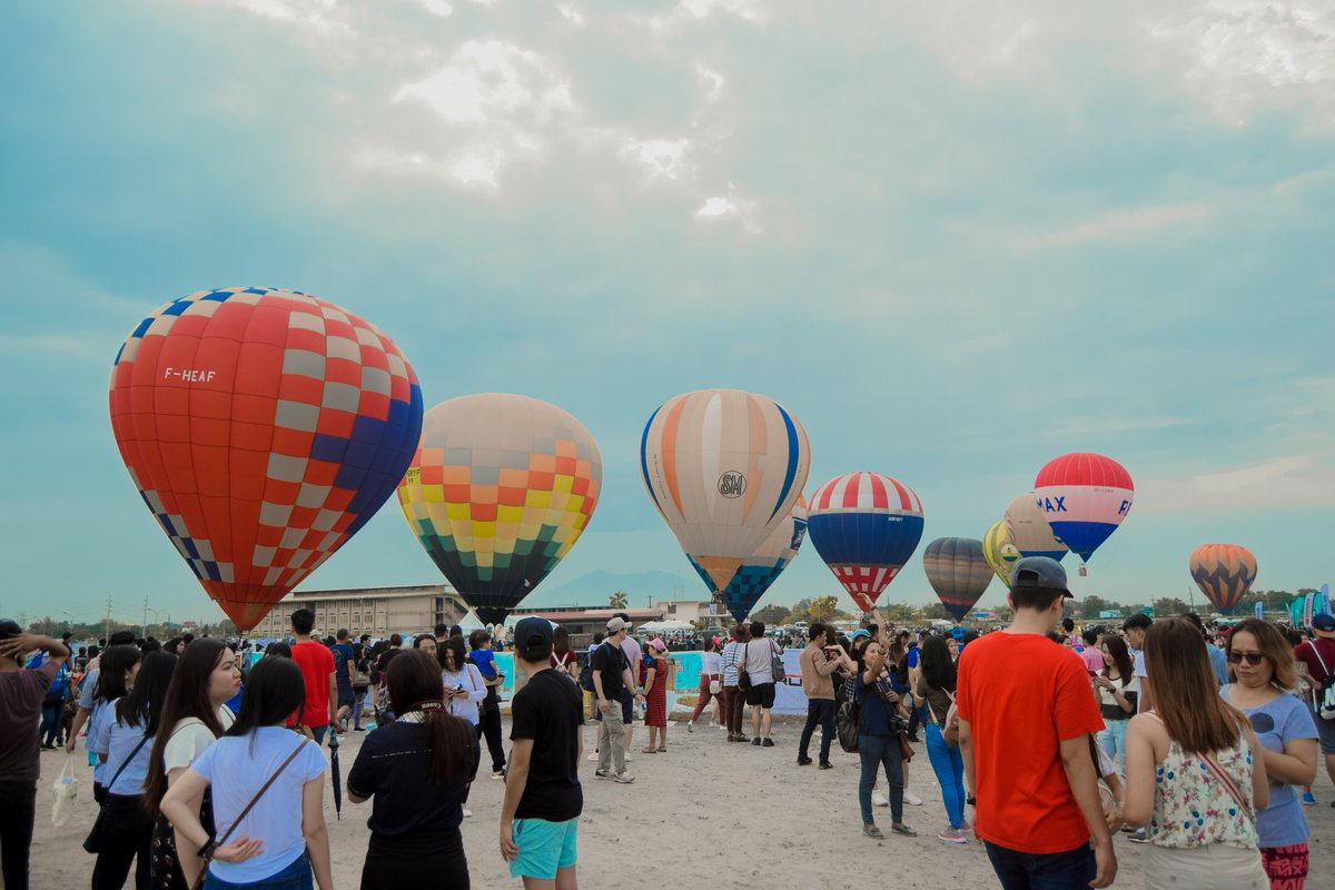 kmmrdlph's tweet photo. #FrontrowHotAirBalloonFestival
#FrontrowHABF https://t.co/F6tXREiJL6