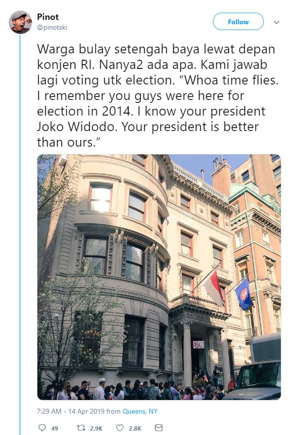 MurtadhaOne's tweet photo. Orang Amrik aja sampe iri sama kita yang memiliki presiden hebat
Mosok kita gak mau nyoblos dia lagi ... berarti kufur nikmat

#NyoblosDuluLiburanKemudian https://t.co/IqVnSavO2Y