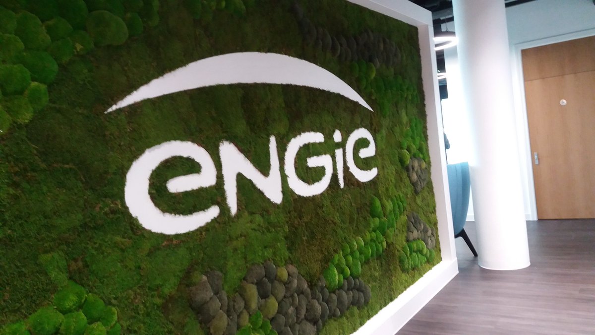 Tom Ruse tweet media