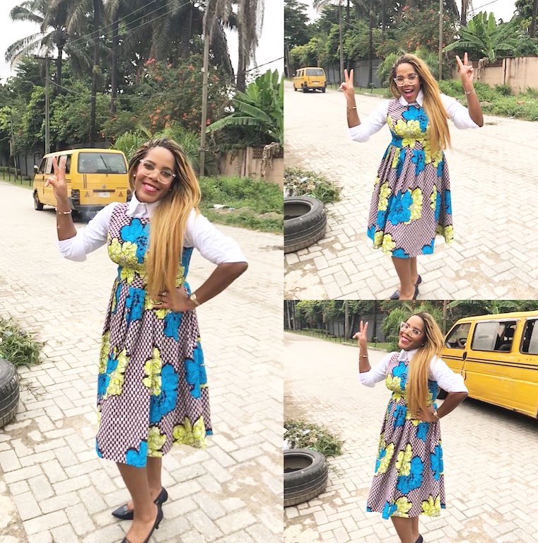 DrNesochi's tweet photo. In an #ankara #geekchic kind of mood for my #RadioOne interview 🤓😆 ...another fantastic day in Lagos...
——
#DrNesochi #HealthAndWellness #PositiveVibes #LagosDays #PostInterview #GeekChicMode #AllAboutTheAnkara #Ankara #AnkaraStyle https://t.co/bG5lRiNMm1