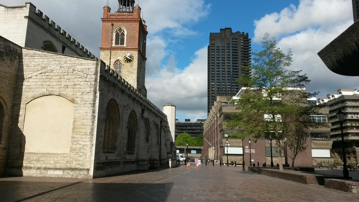 JustinCraigEd's tweet image. #MayDayWeekend  offers an excellent opportunity to attend a 3 day #RevisionCourse before #exams begin.  
Choose from a variety of subjects at both #GCSE and #ALevel at centres in London, Manchester &amp;amp; Watford.