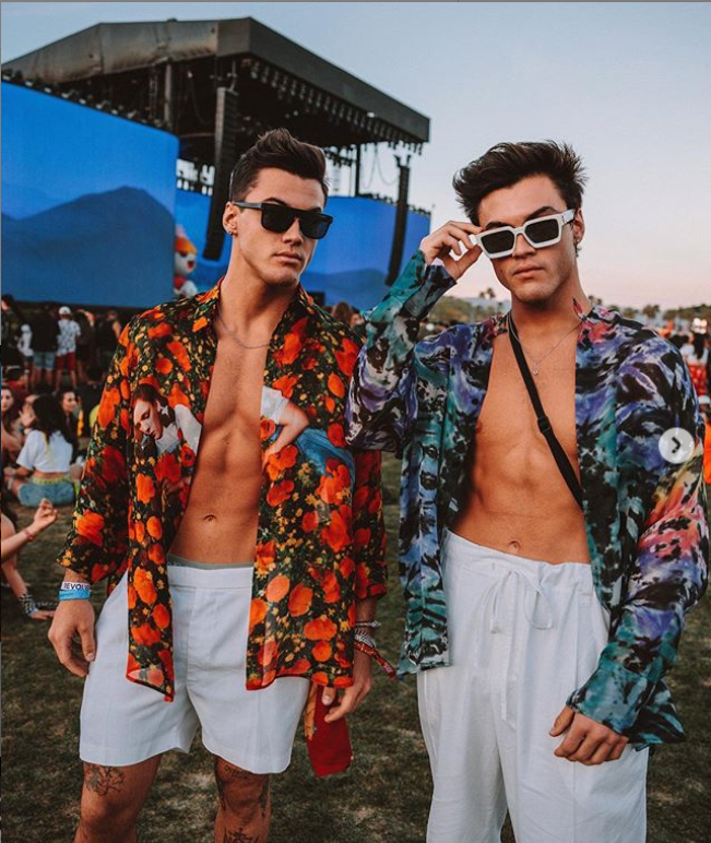 EvaB2113's tweet photo. @EthanDolan and @GraysonDolan slayed #Coachella2019 😍😍😍 https://t.co/9UrpnLJ5mH
