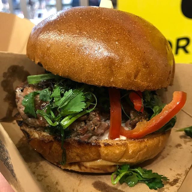 Char Siu burger @beefandliberty 
#burger #food #premiumfood #hongkongdelights #instafood #charsiu #pork #bbq bit.ly/2DeikQh