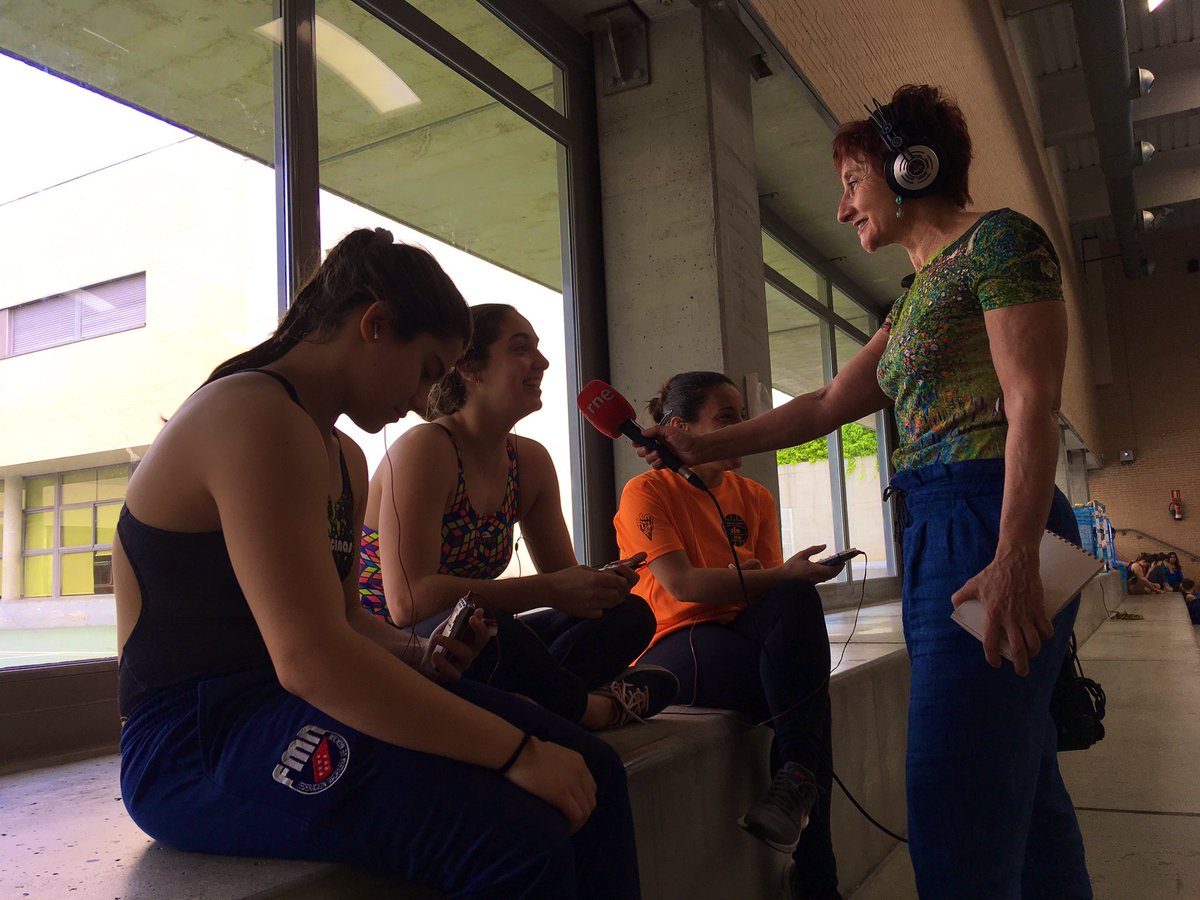 cnboadilla's tweet photo. #WP #LN1DF
Estamos en #directo en @LasMananas_rne con @AnaJoseCancio desde @ColegioQuercus
#vachiquis
#elpololopeta
#videodidnotkilltheradiostar https://t.co/DPpFuFFrXo