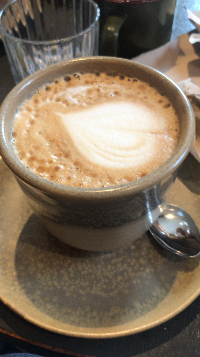 Angiebillh's tweet photo. Latte cup no handle, lovely coffee tho ! #cwtchy https://t.co/jLf8eniVjU
