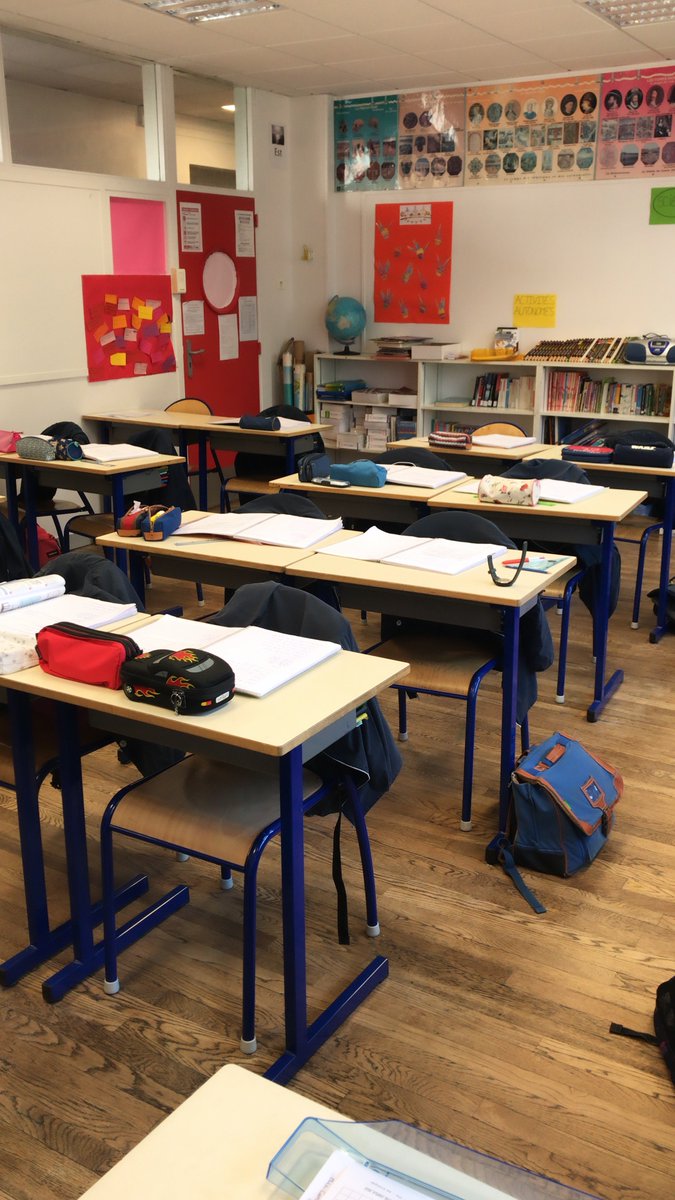 Bonjour à tous, nous sommes heureux de vous présenter notre classe ! Nous débutons sur Twitter mais nous avons hâte de partager avec vous tous nos beaux projets de l'année... alors suivez nous !
 #classe #CM2 #ecole #enseignement #projet