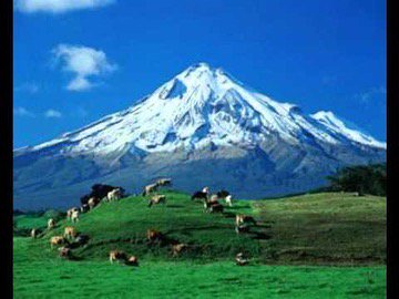 Süphan Dağı
Türkiye'nin 2.büyük Dağı olmakla birlikte Heybetiyle eşine az rastlanır.
Rakımı 4.434 'tür. Adeta çevresindeki Doğal Su Kaynakları ile su deposu niteliği taşımaktadır. 
#vanvakfı #vanvakfıvanfarkı #van #istanbul #kadıköy #türkiye <a href="/t/">Tantek</a>.c.vanvalilik @sulegokirmak