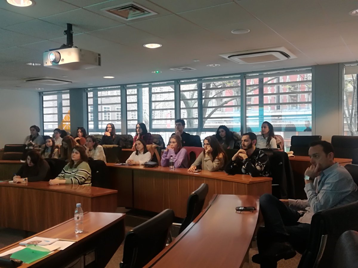 Malta's AVT students at UCL participating in a roundtable discussion on the Localisation industry in the UK. Thanks go to Alejandro Bolaños @abolgaresc, <a href="/CenTraS_UCL/">CenTraS</a>, Julian Lorenzo and Prof. Frederic Chaume. Thank you for adding on and hosting the Maltese bunch too! @uniofmalta