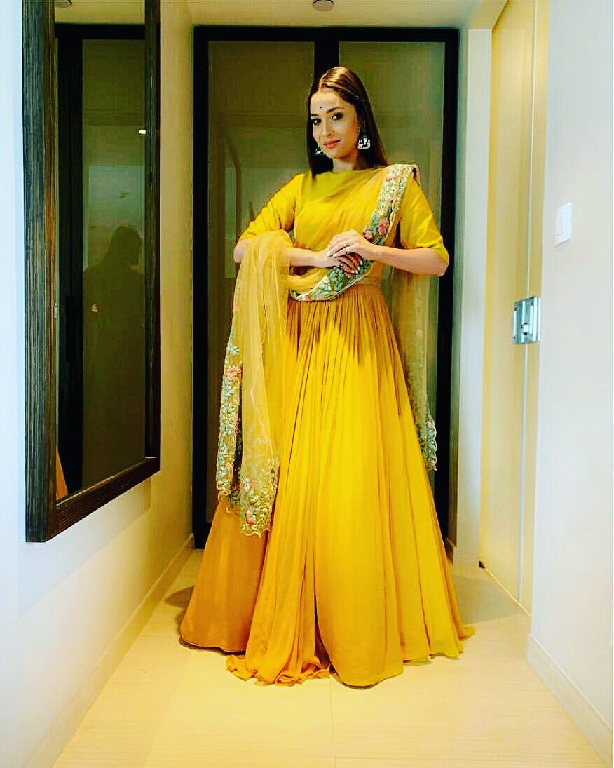 MarathiMisal's tweet photo. #Beauty at its #best #queen is here to #rule @anky1912 is looking #gorgeous #outoftheworld 
#MarathiMisal #MisalGossip #ankitalokhande #yellow #marathi #marathicelebs #bollywood #instabeauty #instapic #beautiful #bollywoodactress #mondayvibes #instamood #mondaymotivation https://t.co/ITqKGdV9Tl