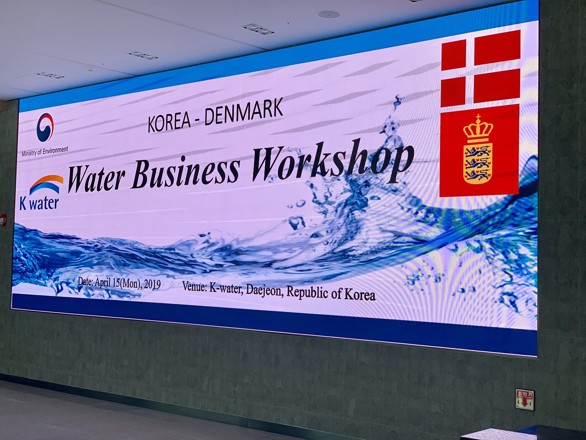 DKAMBinKorea's tweet photo. Great visit to impressive K-Water with Danish Water Business delegation. Joining hands in promoting smart water management solutions in #Korea #Denmark and in Third countries. Huge potential and platform to meet challenges of #ClimateChange. #SDG #Water #CircularEconomy 🇰🇷🇩🇰 https://t.co/VCaXTeWZXt