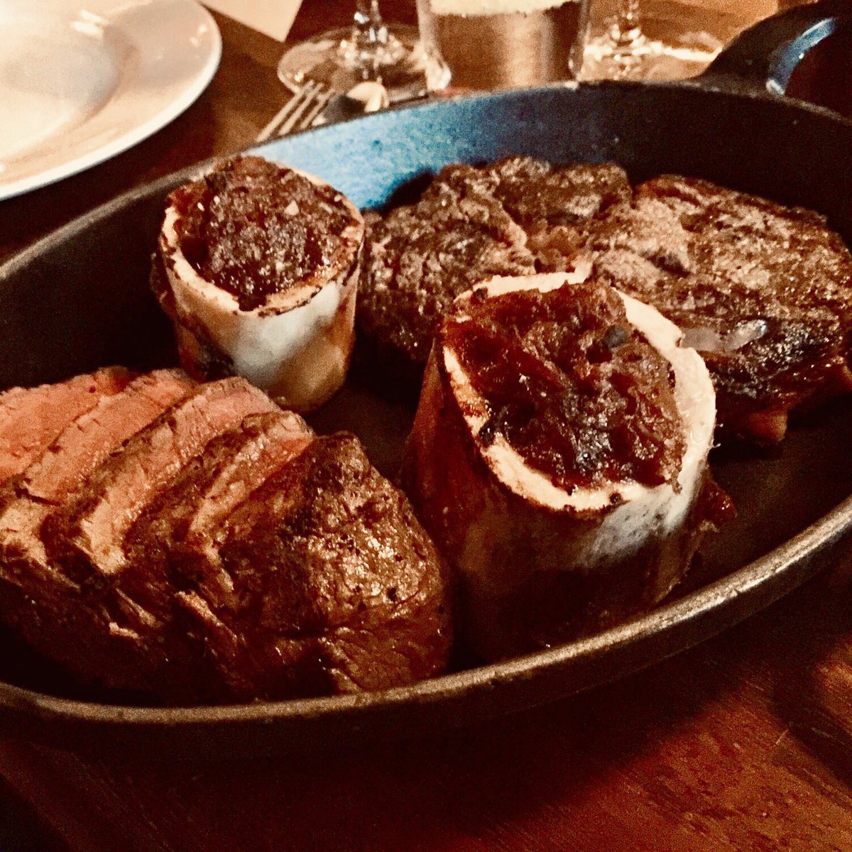 GordoManchester's tweet photo. Win a £150 meal at @HawksmoorMCR HAWKSMOOR on Gordo RT and follow... liking doesn't do it, pay attention🤗 RT and Follow! Finishes and drawn Thursday 9:30 am https://t.co/a0EGwGlufm