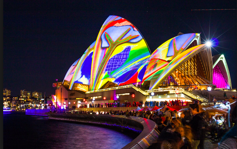 jomroundsydxtyo's tweet photo. β‘VIVID SYDNEY 2019 β‘
π
24 Mei - 15 Jun
Siapa yang pernah pg tengok LAMPU kat putrajaya ? haa VIVID ni mcm tula tapi lagi best βΌοΈ
Time ni la korang akan terpukau tengok landmark/bangunan penting 'dihiasi' dgn pertunjukan lampu yang kreatif dan menarik β₯
#tripsydney https://t.co/KKEzhPybd4