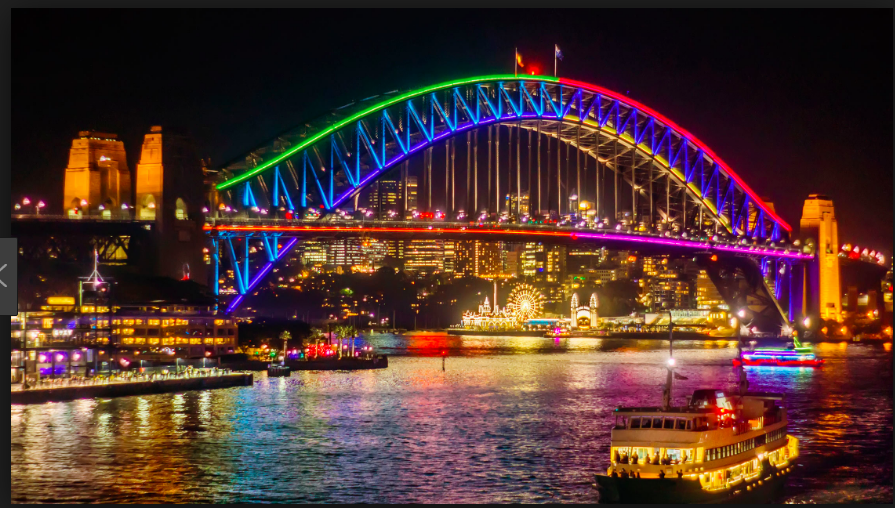 jomroundsydxtyo's tweet photo. β‘VIVID SYDNEY 2019 β‘
π
24 Mei - 15 Jun
Siapa yang pernah pg tengok LAMPU kat putrajaya ? haa VIVID ni mcm tula tapi lagi best βΌοΈ
Time ni la korang akan terpukau tengok landmark/bangunan penting 'dihiasi' dgn pertunjukan lampu yang kreatif dan menarik β₯
#tripsydney https://t.co/KKEzhPybd4