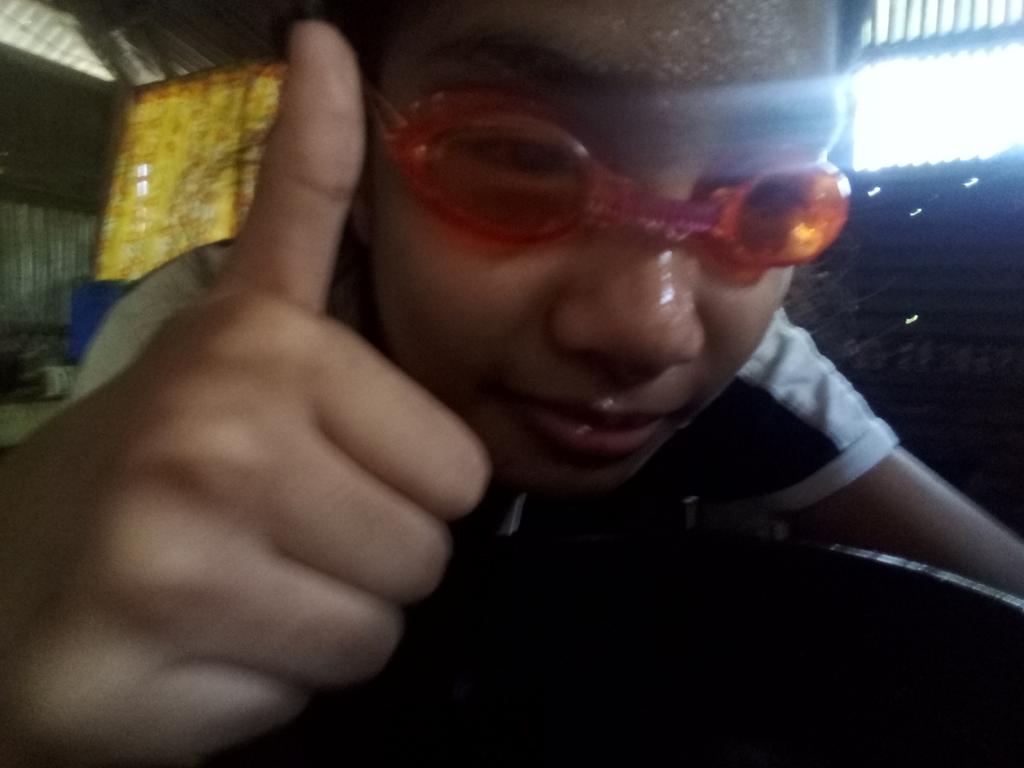 endlesslygguk's tweet photo. ANG INITTT!!! NAG SWIMMING AKO GUYS!!!
#fR3sH https://t.co/uUCq346zXr